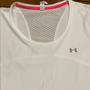 Large white under armour heat gear tee